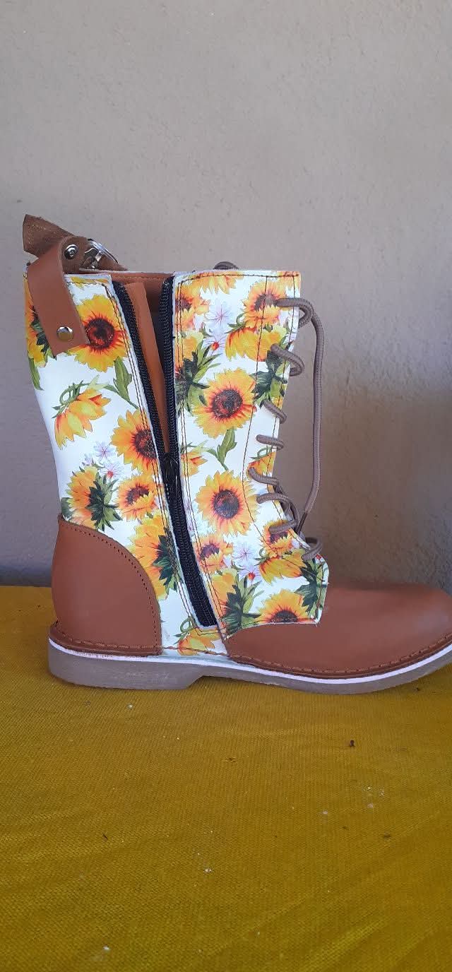 SUNFLOWER BOOT